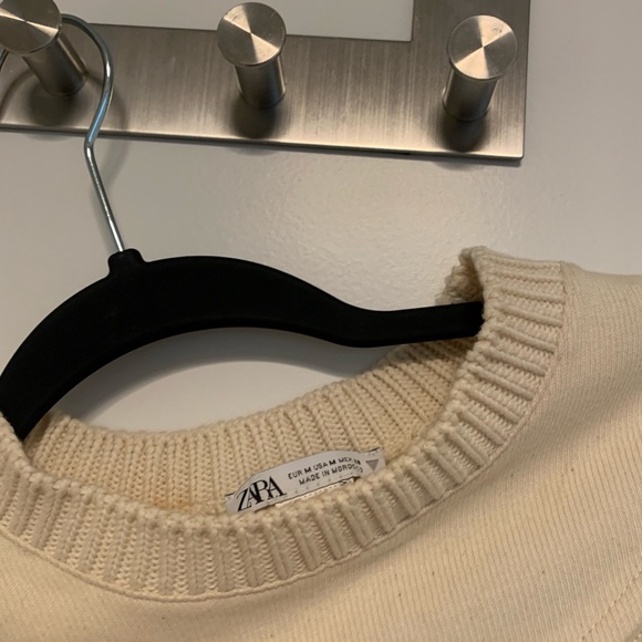 Zara Asymmetrical Crop Top - Picture 3 of 5